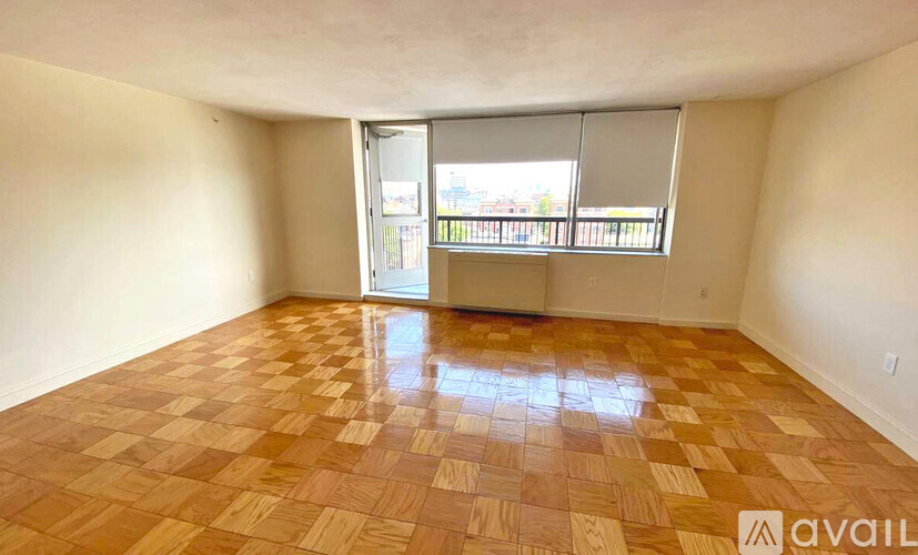 101 Monmouth St. Studio Apartment for Rent - Photo gallery 1