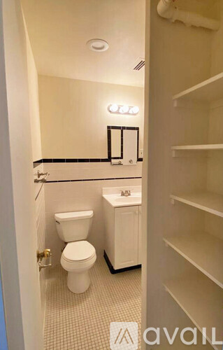 101 Monmouth St. Studio Apartment for Rent - Photo gallery 4