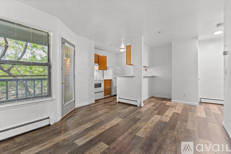 1245 Elder Ave 2 Beds Apartment for Rent - Photo gallery 2