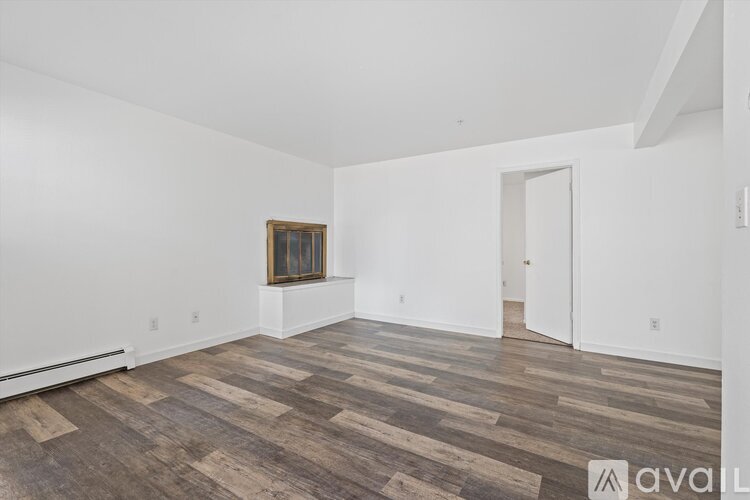 1245 Elder Ave 2 Beds Apartment for Rent - Photo gallery 3