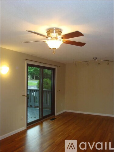 90 Trolley Crossing Lane 2 Beds Condo for Rent - Photo gallery 3