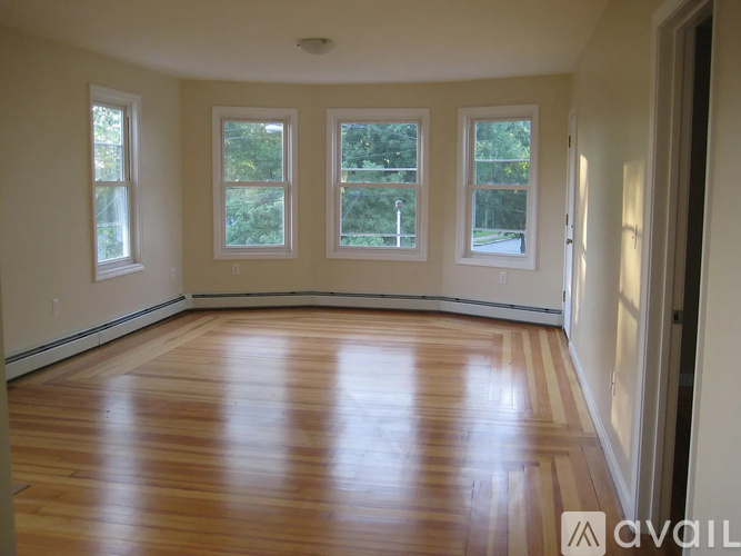 144 Progress St 2 Beds Apartment for Rent - Photo gallery 2
