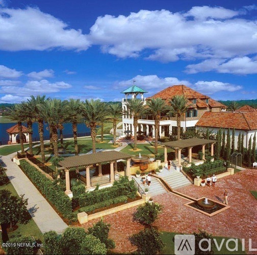 405 La Travesia Flora 3 Beds Condo for Rent - Photo gallery 1