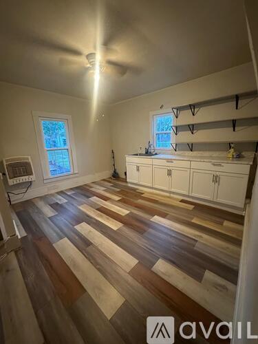 434 N 4th Ave 3 Beds Single Family Home for Rent - Photo gallery 3
