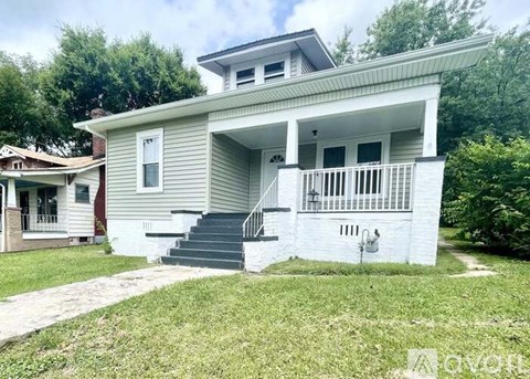 1709 East Glenwood Avenue 4 Beds Apartment for Rent