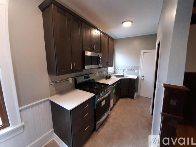 734 Auburn Avenue 2 Beds Apartment for Rent - Photo gallery 1