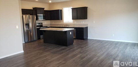10708 Tahoma Ct E 4 Beds Apartment for Rent