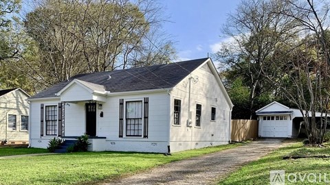 633 E Barbara St 3 Beds Apartment for Rent