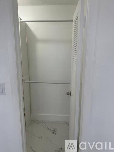 6190 W 19th Ave 1 Apartment for Rent - Photo gallery 3