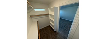 1/1 770 sqft