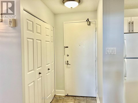 606 - 1380 PRINCE OF WALES DRIVE 3 Beds Apartment for Rent