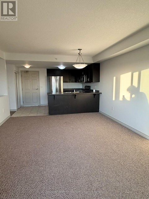 413 - 67 KINGSBURY SQUARE 2 Beds Apartment for Rent