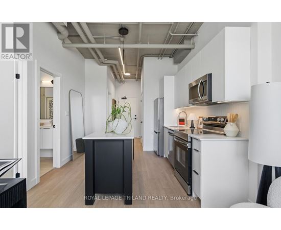 203 - 685 RICHMOND STREET 2 Beds Home, Multifamily for Rent - Photo gallery 4