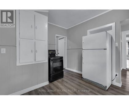 A - 23 LYDIA STREET 2 Beds Home, Multifamily, Duplex for Rent - Photo gallery 3