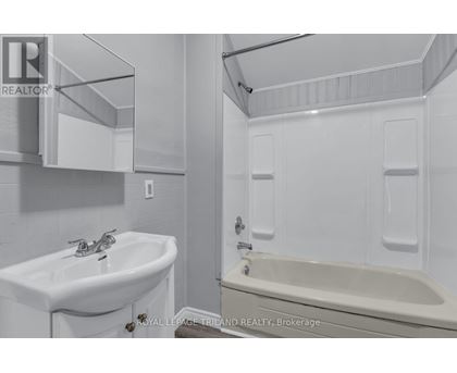 A - 23 LYDIA STREET 2 Beds Home, Multifamily, Duplex for Rent - Photo gallery 5