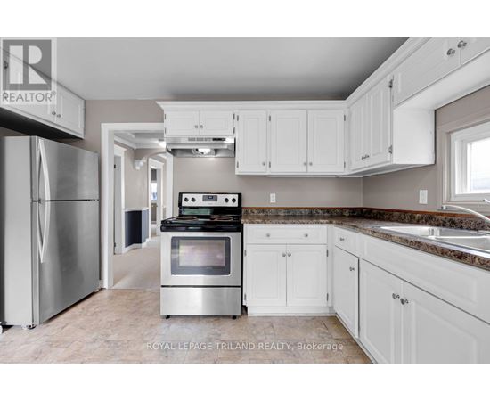1 - 35 MILES STREET 3 Beds House for Rent - Photo gallery 4