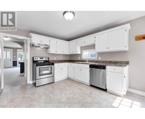 1 - 35 MILES STREET 3 Beds House for Rent - Photo gallery 5