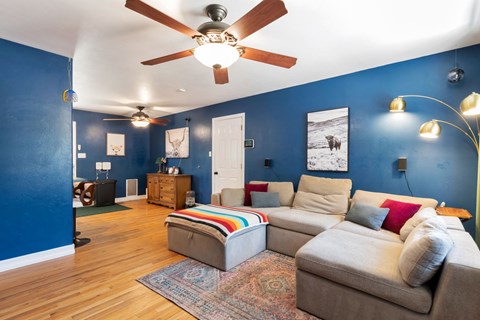 42 Otowi Drive 3 Beds Apartment for Rent
