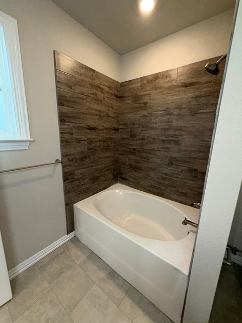 527 Wrigley Lane 2 Beds Apartment for Rent