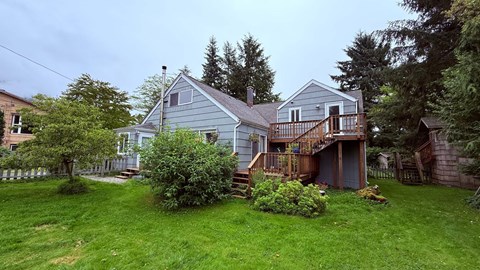 706 Biroka St 2-3 Beds Apartment for Rent