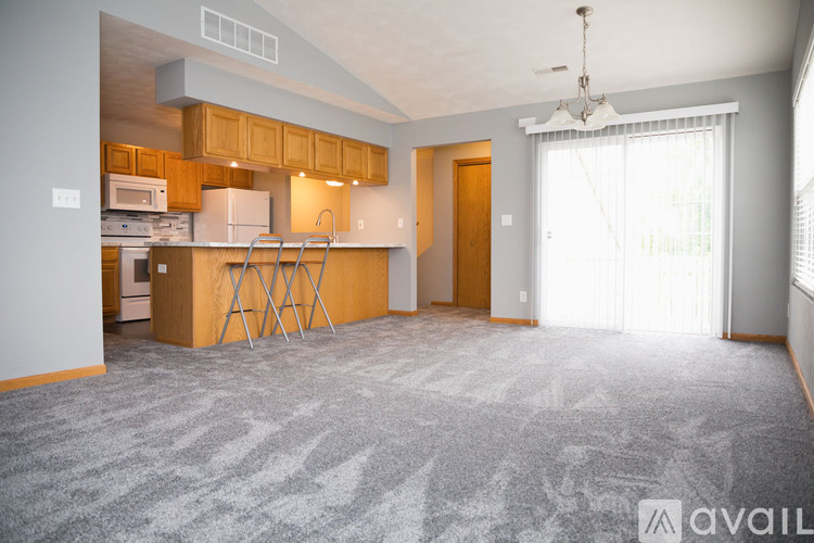 7964 Royal Oaks Rd 2 Beds Single Family Home for Rent - Photo gallery 5