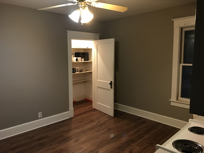 1109 Richmond Road 1 Condo for Rent - Photo gallery 3