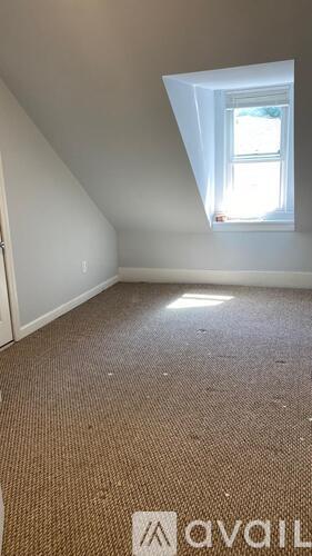 17 Oak Court 3 Beds Condo for Rent - Photo gallery 5