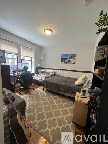 11 Peterborough St Studio Apartment for Rent - Photo gallery 1