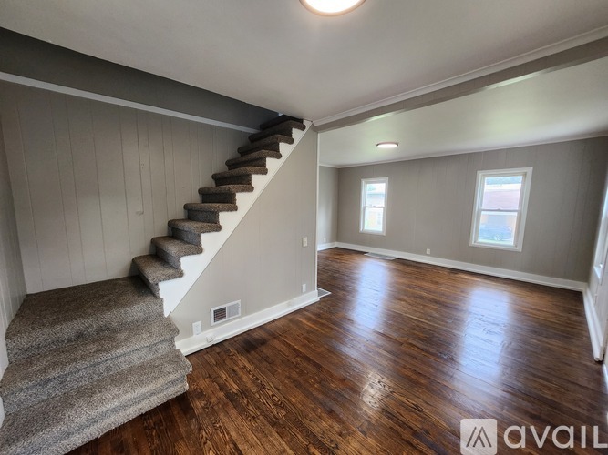 419 Lillian Ave 2 Beds Single Family Home for Rent - Photo gallery 2