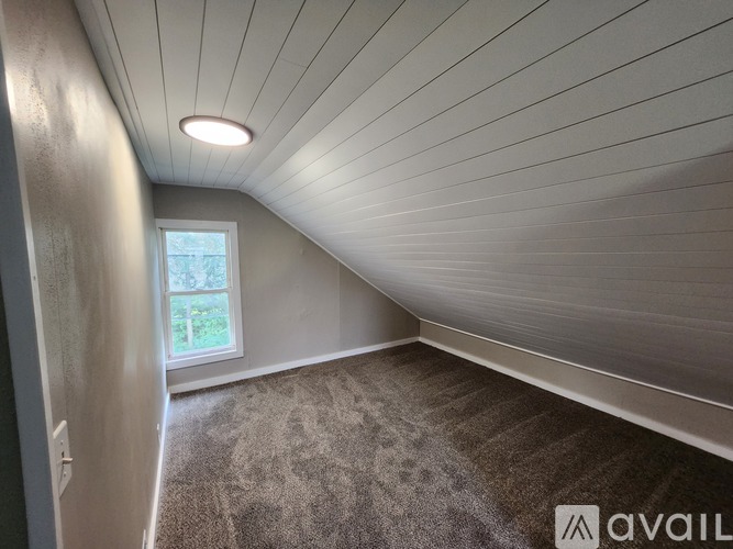 419 Lillian Ave 2 Beds Single Family Home for Rent - Photo gallery 5