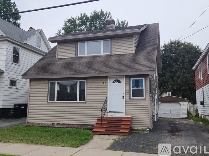 137 Burdick Ave 4 Beds Single Family Home for Rent - Photo gallery 2