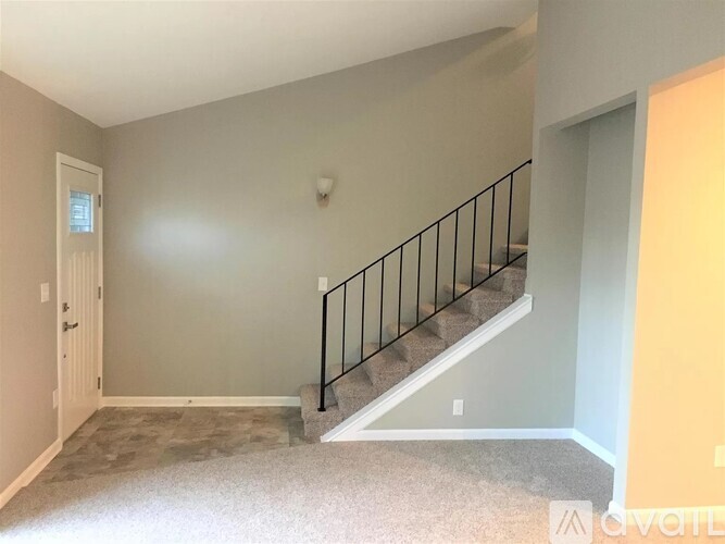 Cervantes 2 Beds Townhouse for Rent - Photo gallery 3