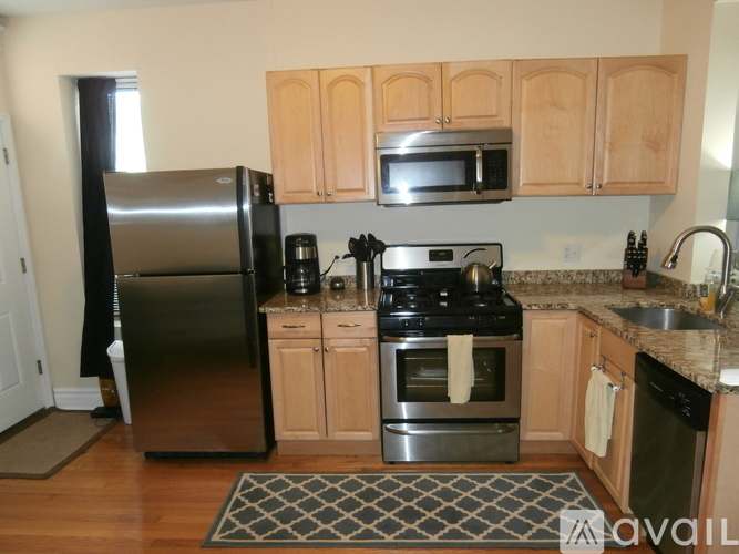 4955 N Damen Ave 2 Beds Apartment for Rent - Photo gallery 1