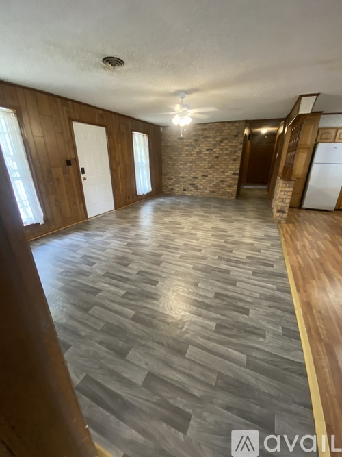 1898 Louisiana 3043 3 Beds Single Family Home for Rent - Photo gallery 1