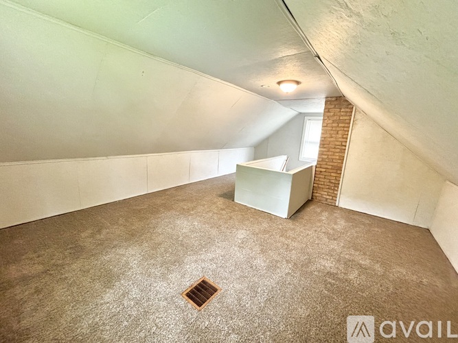 1205 Sycamore Street 4 Beds Single Family Home for Rent - Photo gallery 4