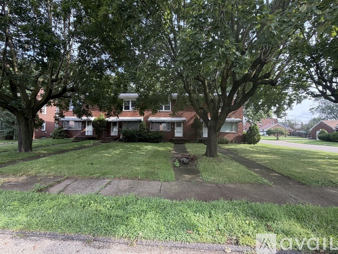 805 Spangler St NE 2 Beds Townhouse for Rent - Photo gallery 1