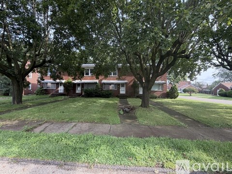 805 Spangler St NE 2 Beds Apartment for Rent
