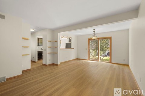 69 Ponwood Circle 2 Beds Apartment for Rent