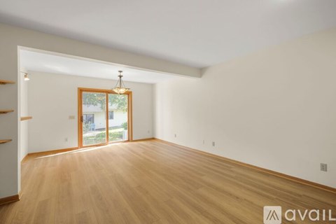 69 Ponwood Circle 2 Beds Apartment for Rent