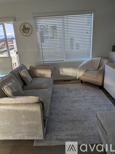9372 Twin Sisters Drive 2 Beds Single Family Home for Rent - Photo gallery 4