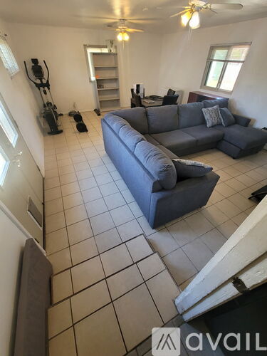 305 North 5th Street 3 Beds Single Family Home for Rent - Photo gallery 4