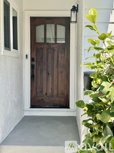 1943 Vining Drive 3 Beds Apartment for Rent