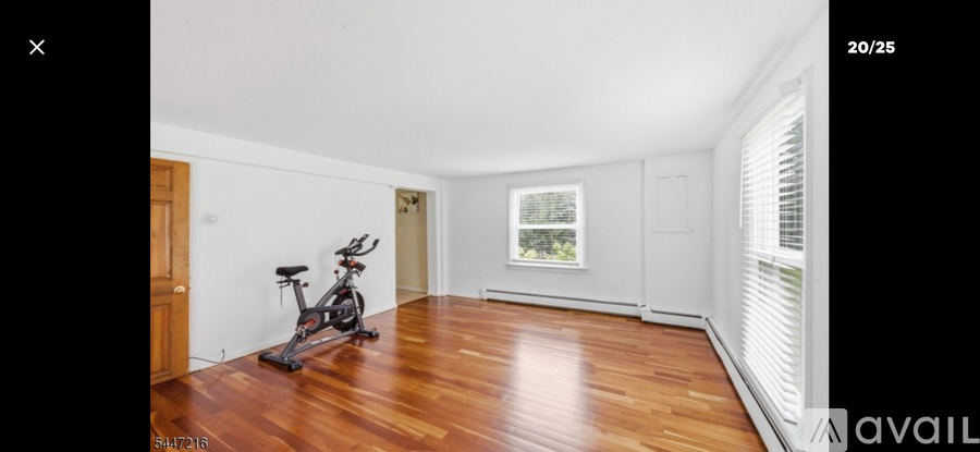 8 Morris Turnpike 3 Beds Apartment for Rent - Photo gallery 5