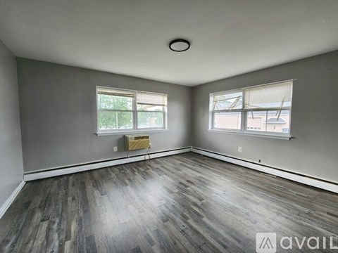 615 E Main St 1 Apartment for Rent