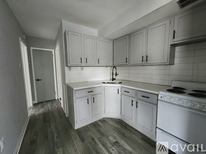 615 E Main St 1 Apartment for Rent - Photo gallery 2