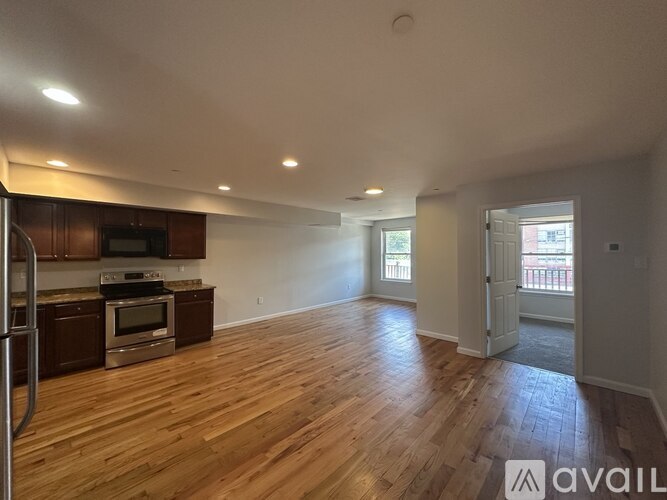 3429 N Sydenham St 3 Beds Apartment for Rent - Photo gallery 2