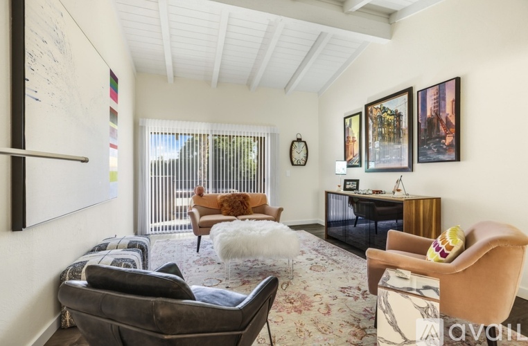 1050 Ramon Rd 2 Beds Condo for Rent - Photo gallery 5