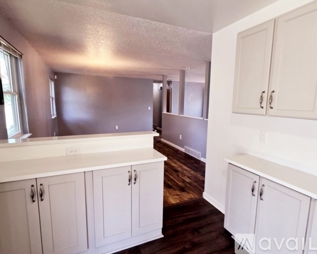 3167 S Ouray St 5 Beds Single Family Home for Rent - Photo gallery 3