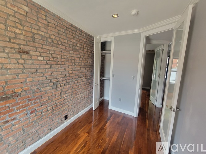 2100 2nd Avenue 2 Beds Apartment for Rent - Photo gallery 2