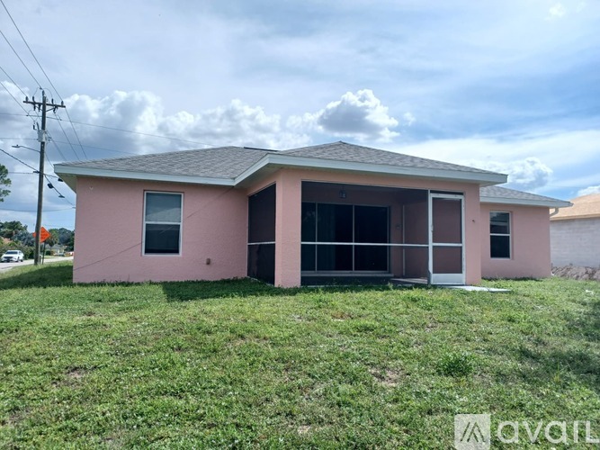 2600 14th Street West 3 Beds Single Family Home for Rent - Photo gallery 5
